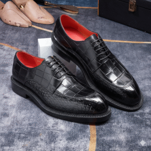Soulier Noir Croco à semelle rouge